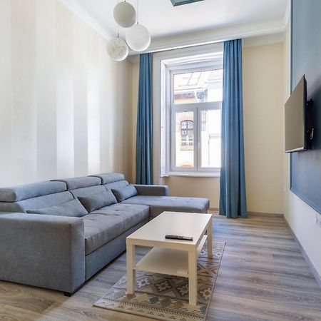 R62A Rottenbiller Apartment Budapest Ngoại thất bức ảnh