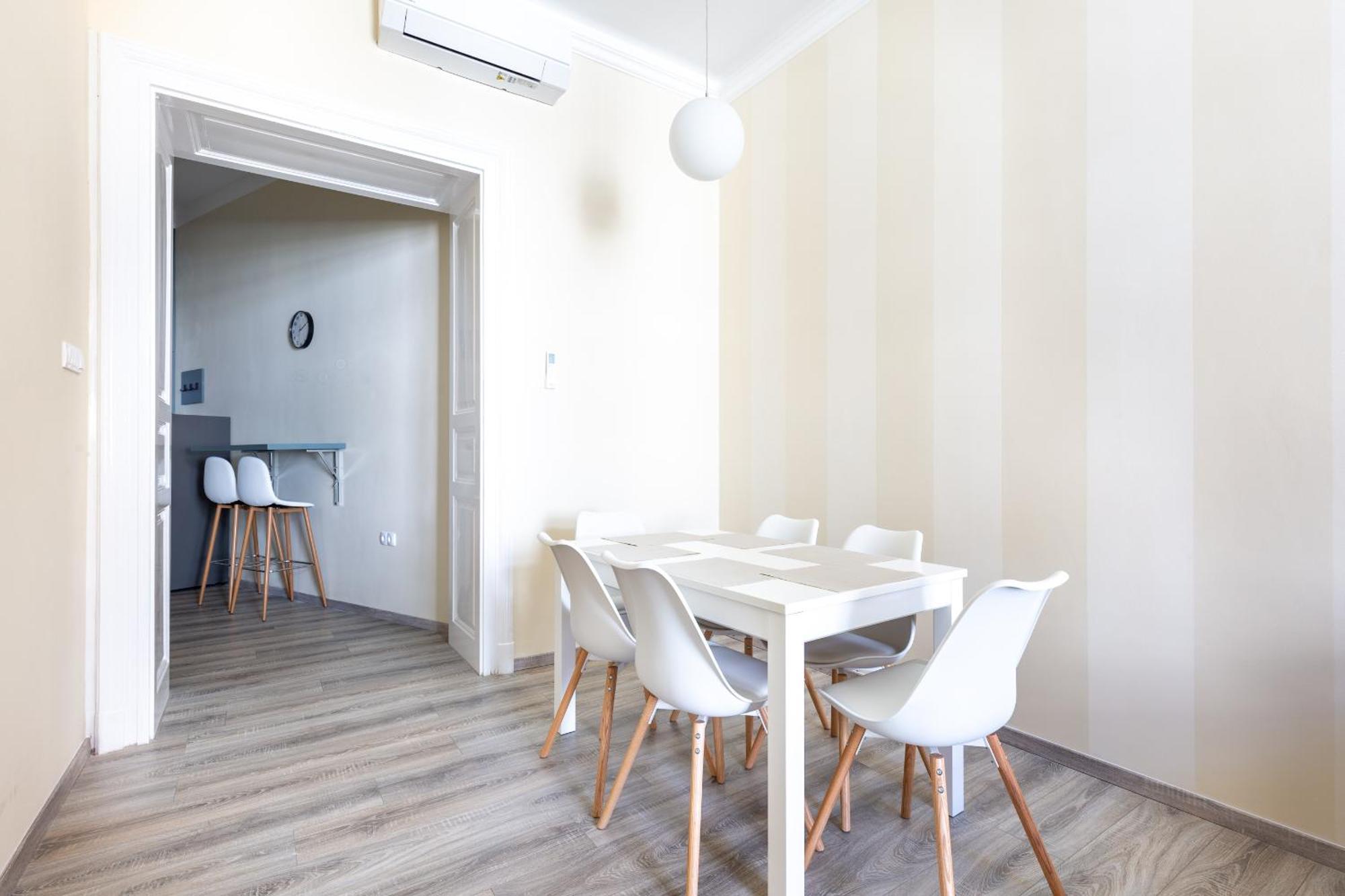 R62A Rottenbiller Apartment Budapest Ngoại thất bức ảnh