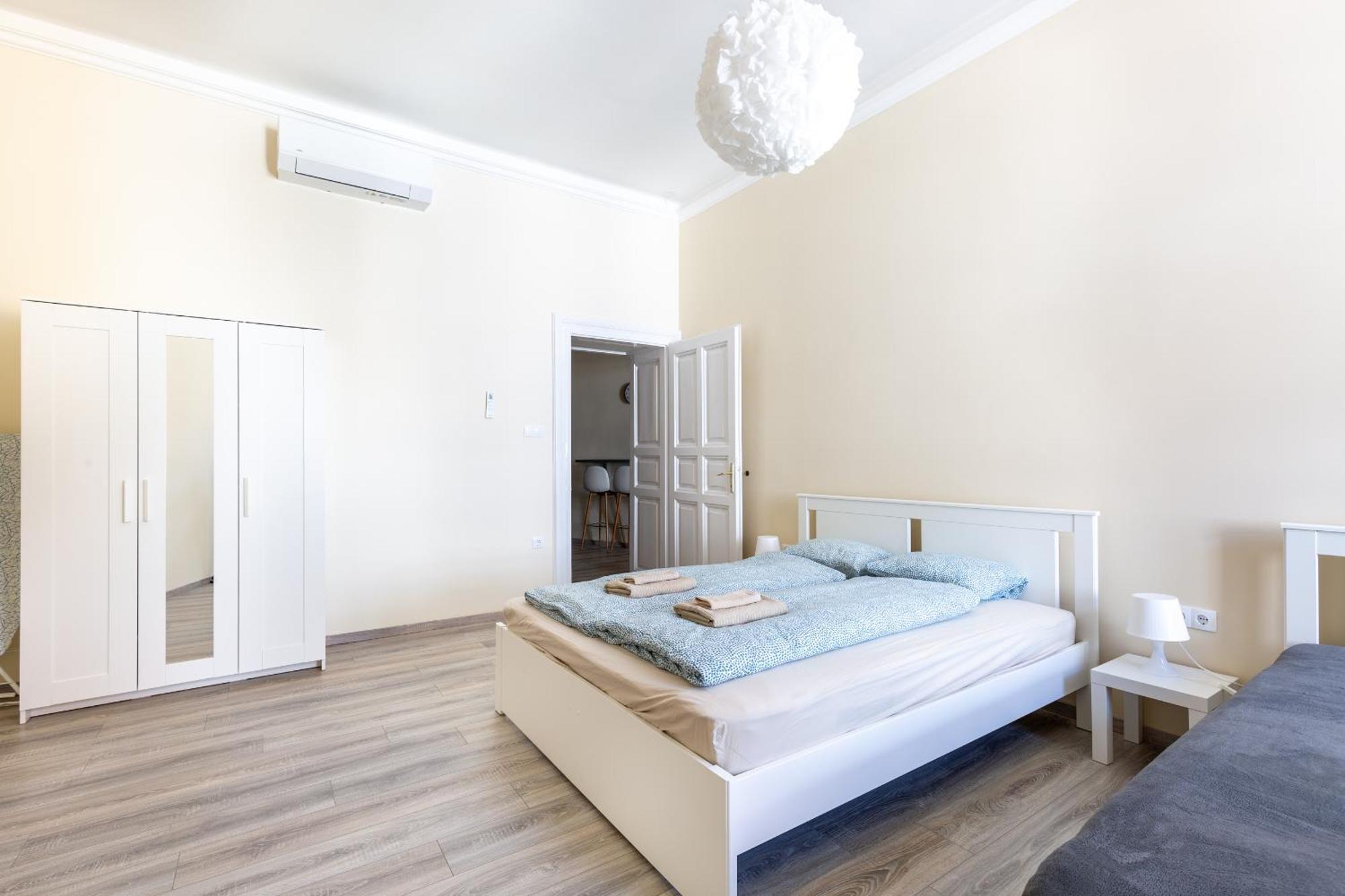 R62A Rottenbiller Apartment Budapest Ngoại thất bức ảnh